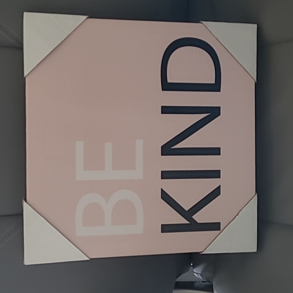💕NWT BE KIND Wall Art💕12x12